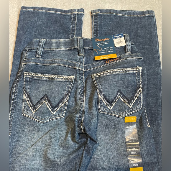 NWT wrangler riding jeans - Picture 3 of 4